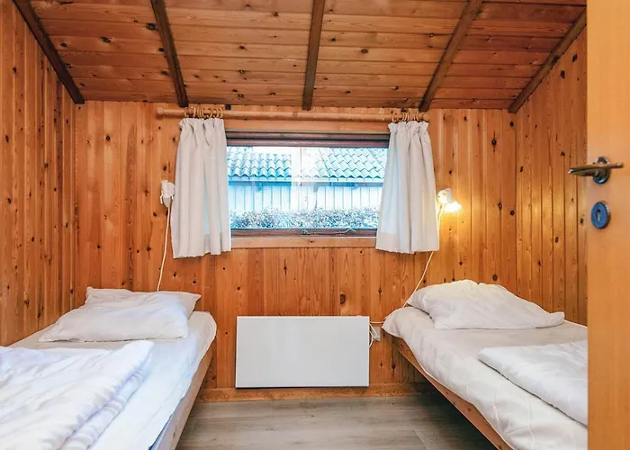 Seaside Charm In Binderup-by Traum *